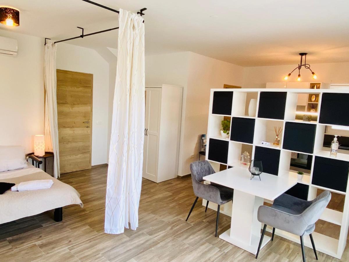 Studio For2 In Opatija Exterior foto